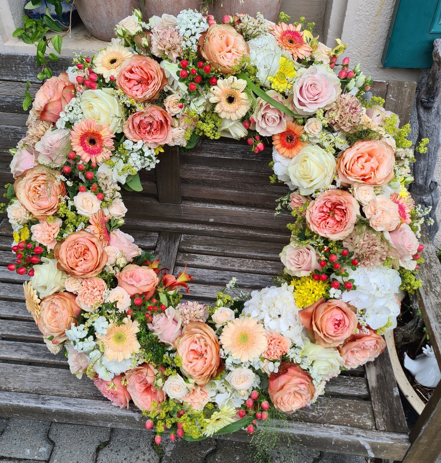 Couronne de fleurs - dernier hommage - Osiris Fleurs