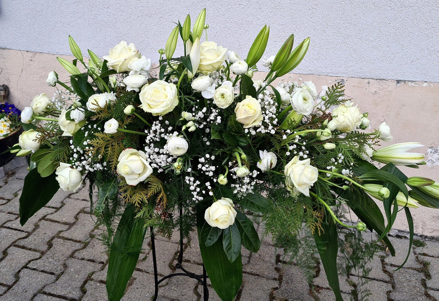 Gerbe de fleurs funéraire - Osiris Fleurs