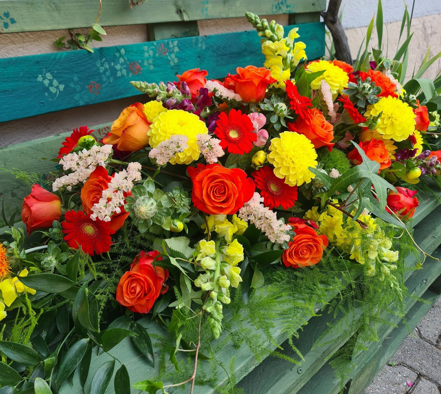 Gerbe de fleurs funéraire - Osiris Fleurs