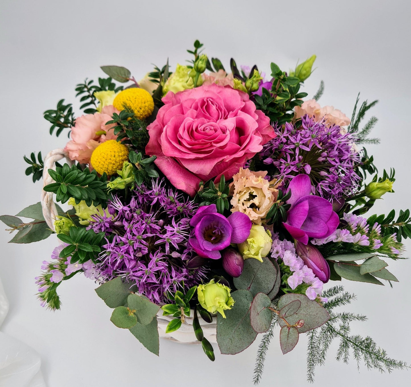 Panier de fleurs classique - Osiris Fleurs