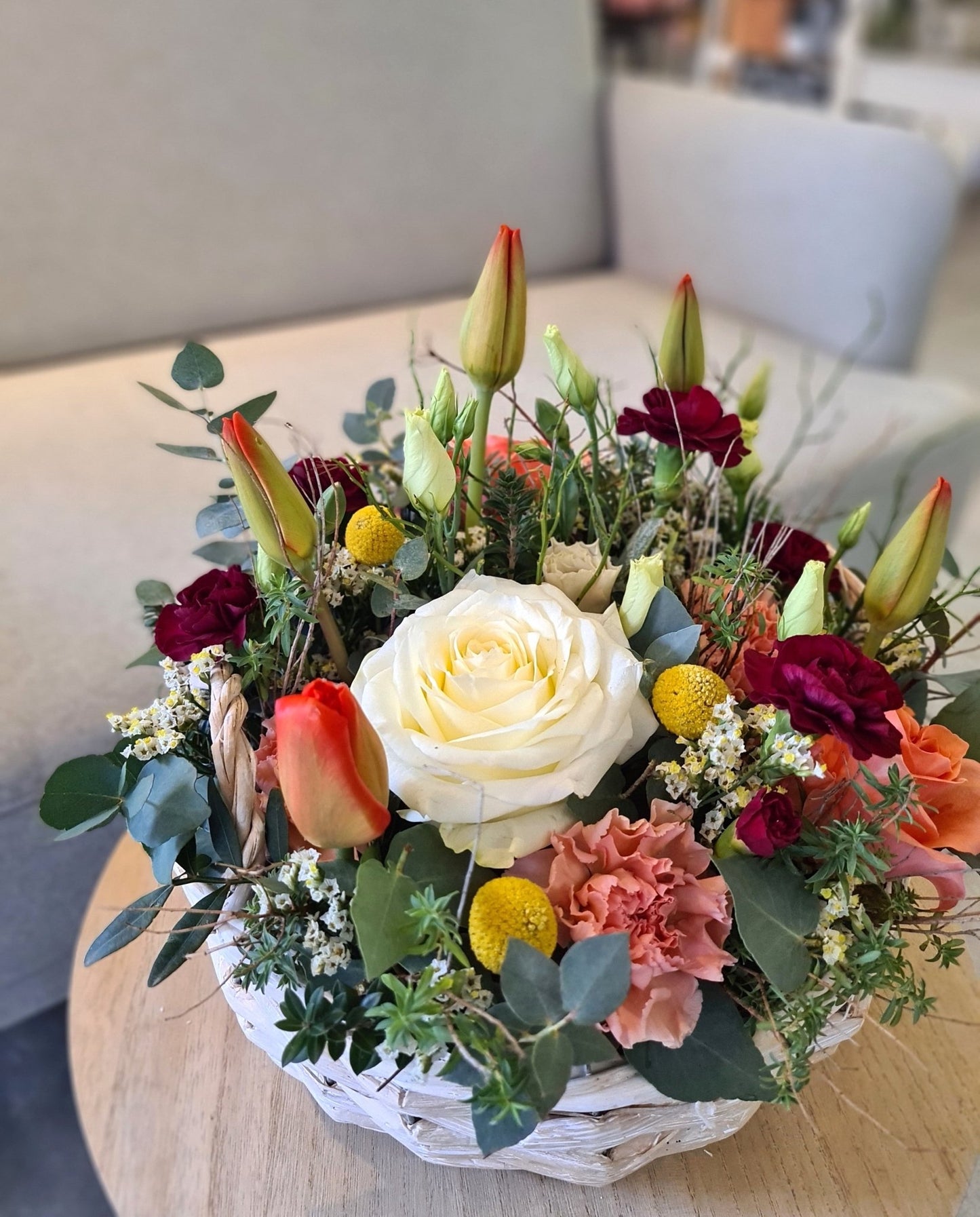 Panier de fleurs classique - Osiris Fleurs
