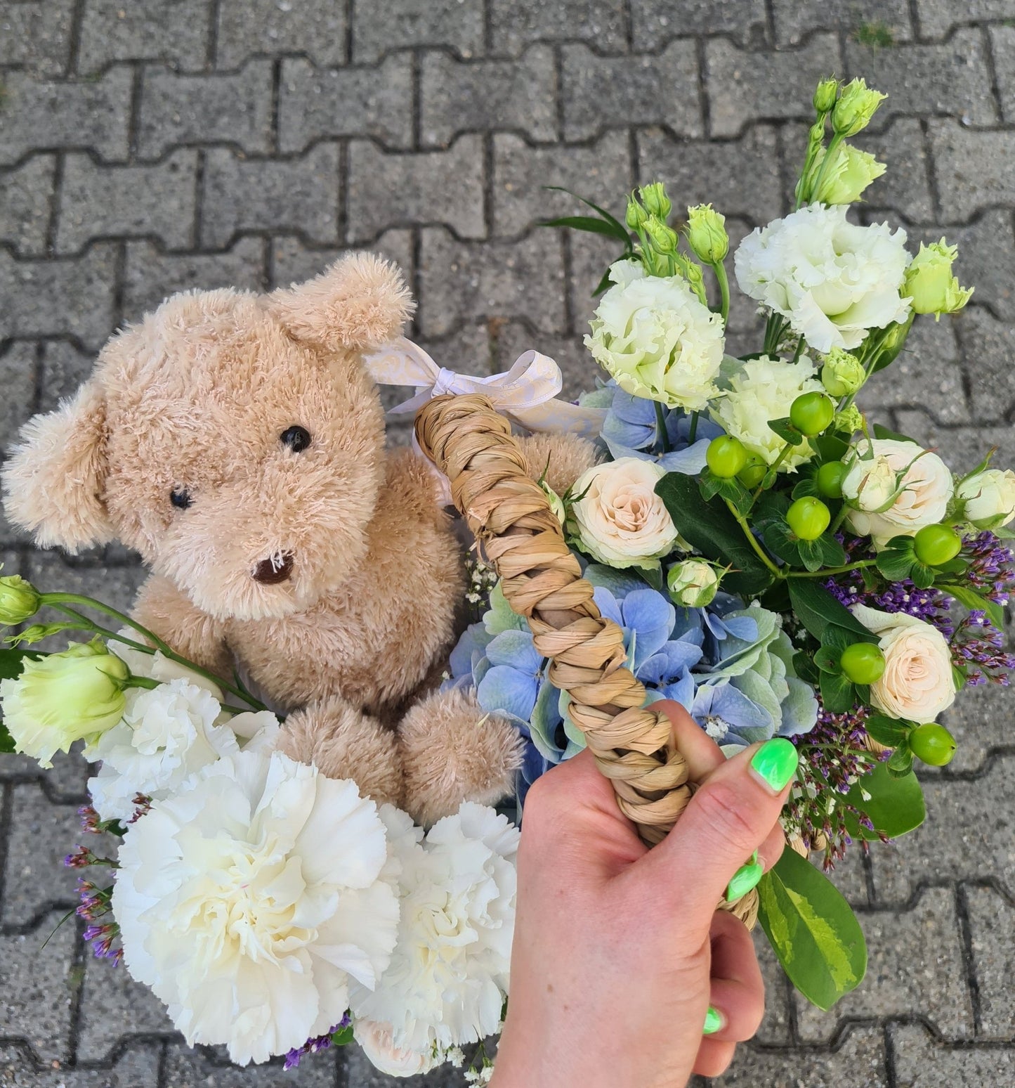 Panier de fleurs - Naissance bébé - Osiris Fleurs