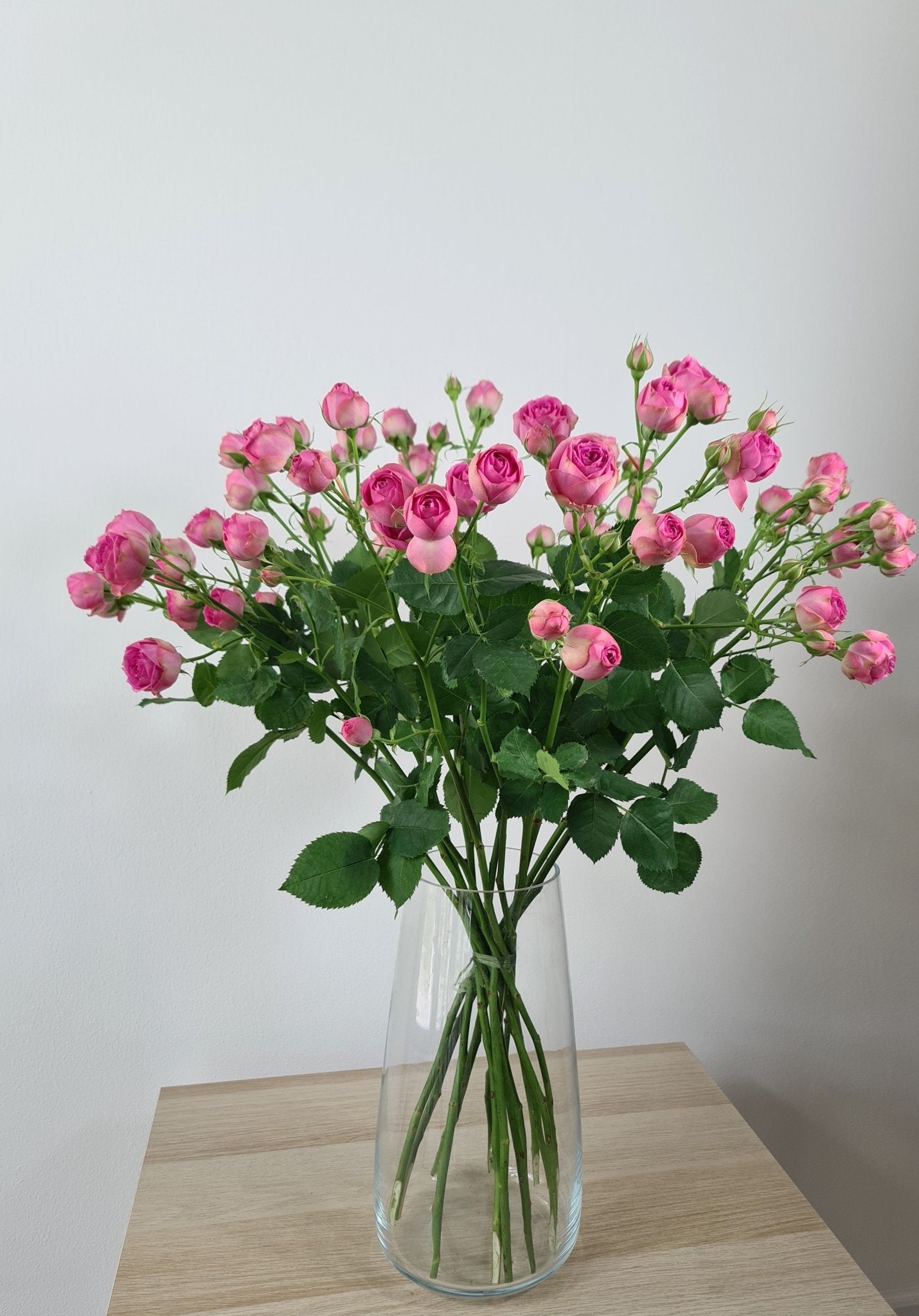 Bouquet annuel - Rose en branche - Osiris Fleurs