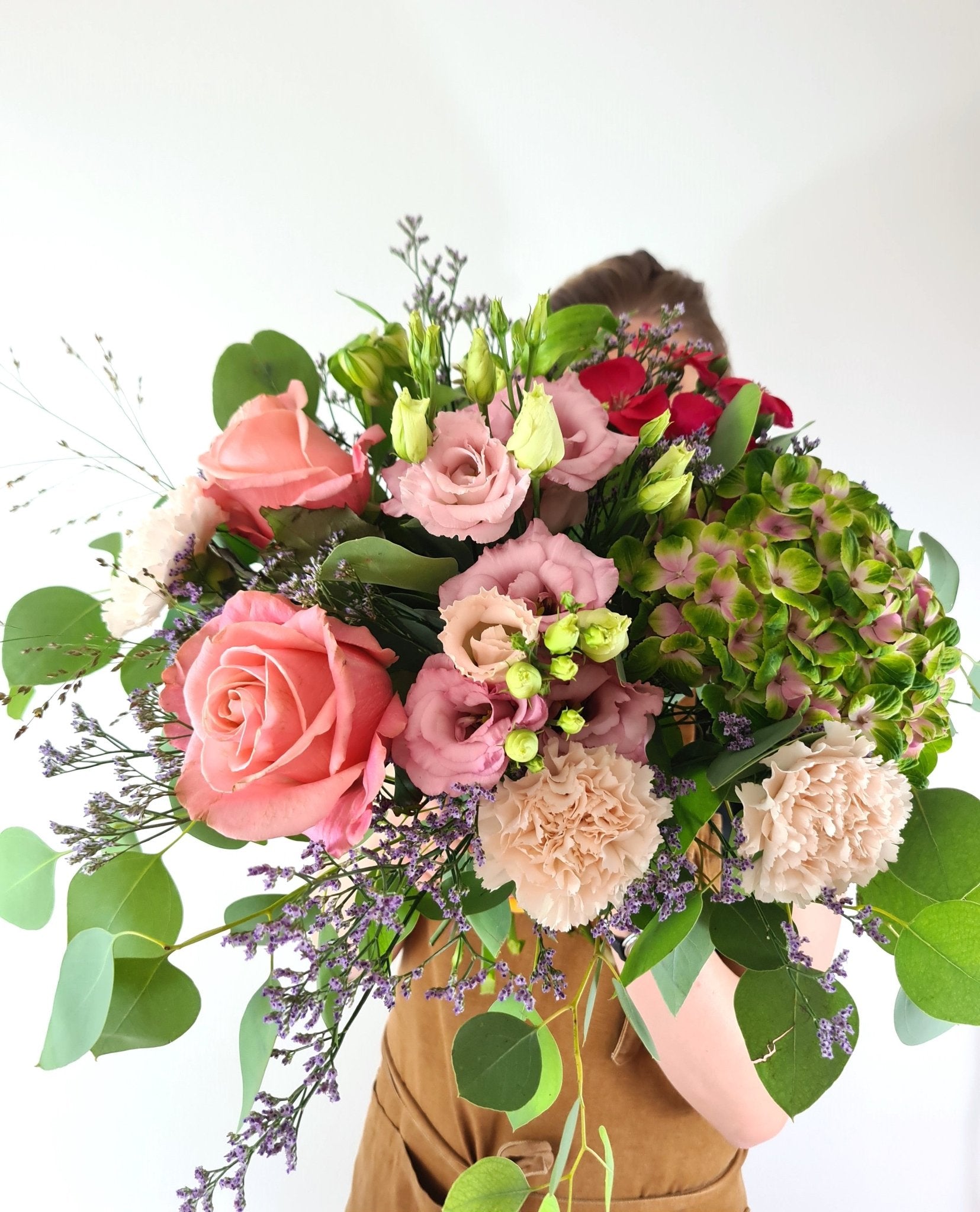 Bouquet saison avec hortensias - Osiris Fleurs