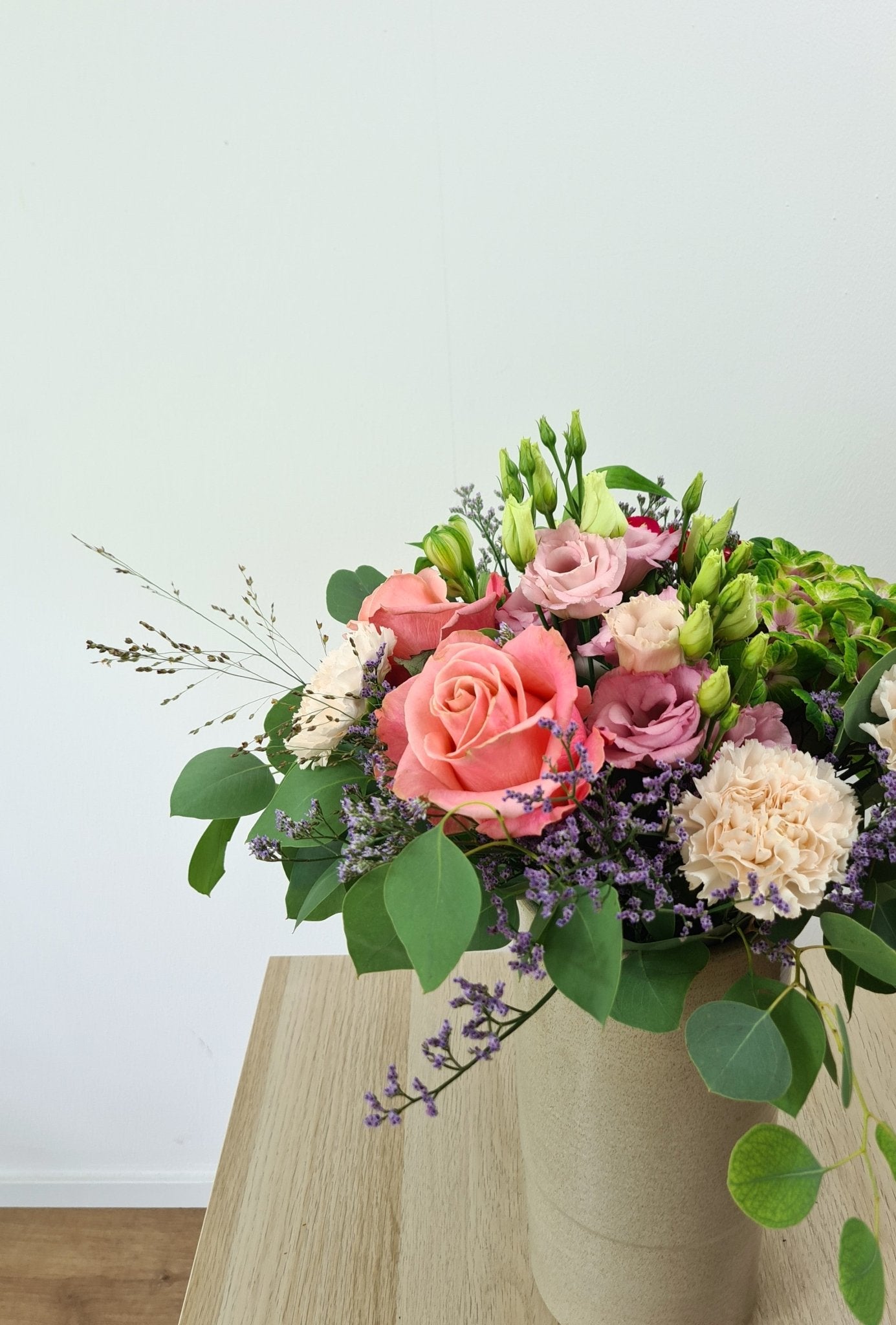 Bouquet saison avec hortensias - Osiris Fleurs