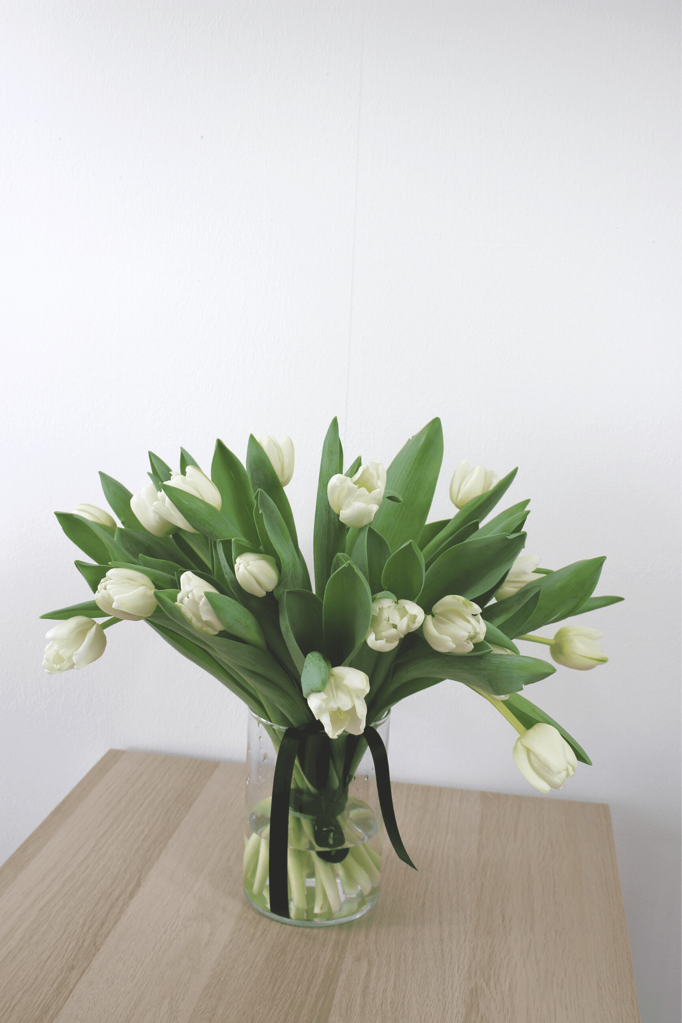 Bouquet de saison - Tulipes blanches/pastelles